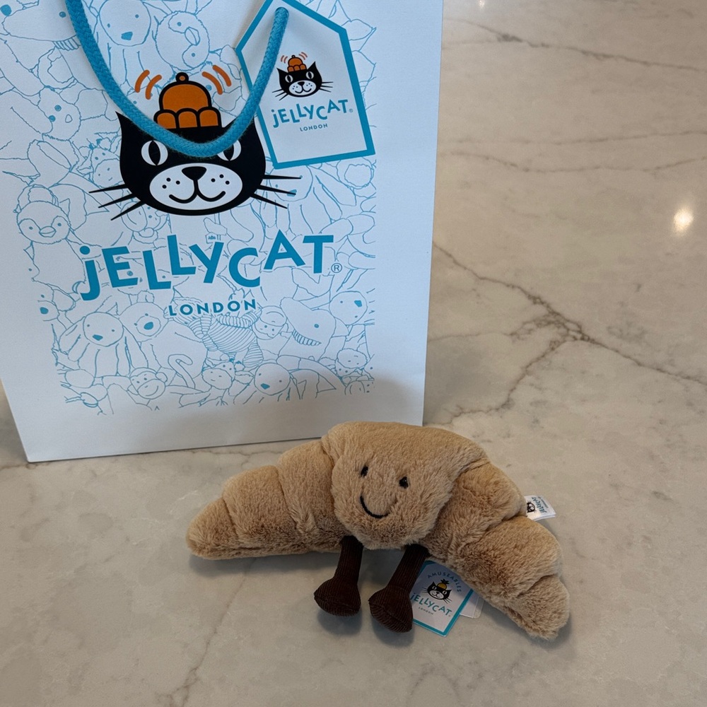 Jellycat Croissant Amusable